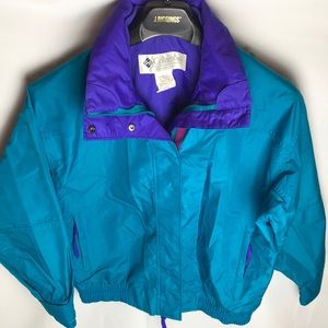 Awesome like new women’s Columbia jacket.